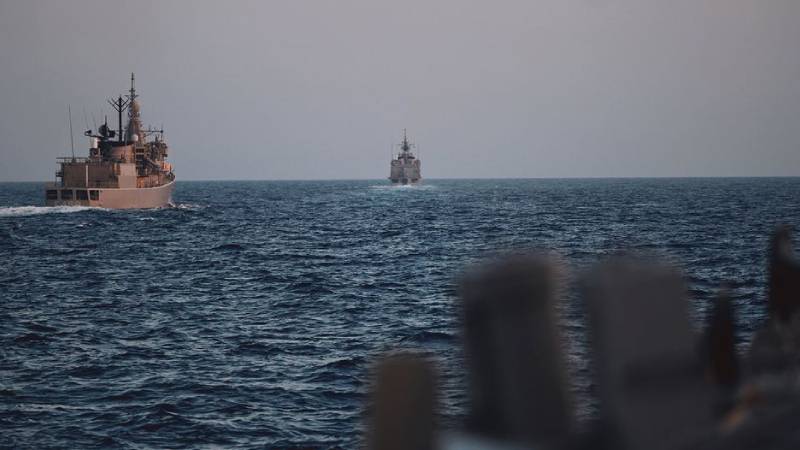 piri reis egeyi gerdi turkiyenin duyurusunun ardindan yunan ordusundan asker tatbikat YzpuvjsT