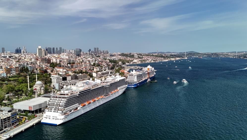 istanbula 410 bin 577 kruvaziyer yolcusu geldi YzIH2YDD