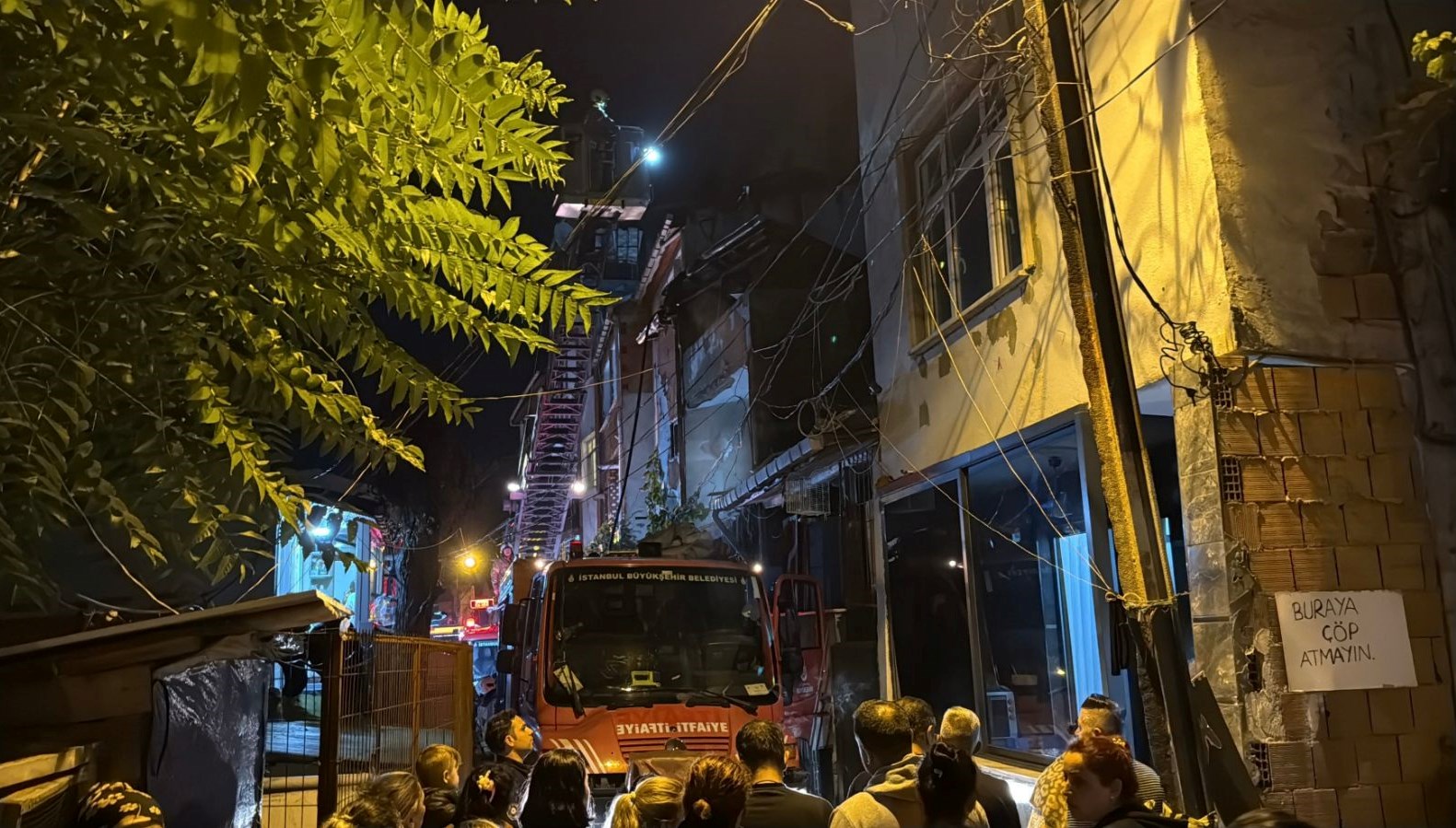 sislide cati katindaki yangin panik yaratti YgHs3843