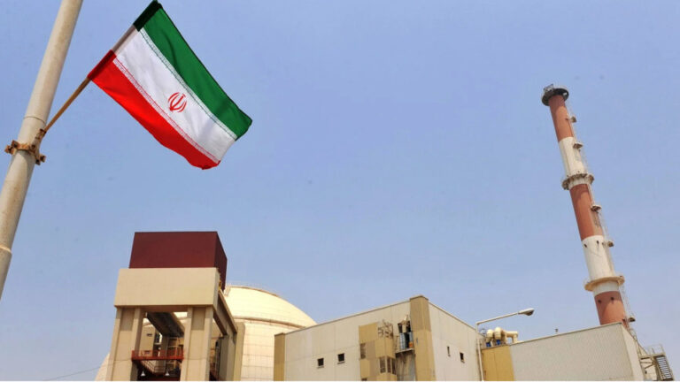 iran-nukleer-adimlar-icin-yaptirimlarin-kaldirilmasini-bekliyor-4UdfgwyH.jpg