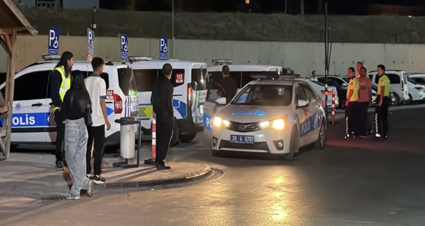 Eskisehirde ihtara uymayip kacan motosikletli bekciye carpti OA3WewJ3