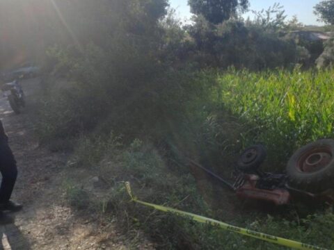 Osmaniyede traktor devrildi 2 kisi yaralandi CzZZ4HDV